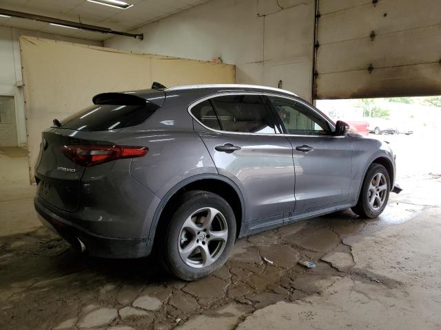 ZASPAKAN8M7D12511 - 2021 ALFA ROMEO STELVIO SPORT Grau Foto 3