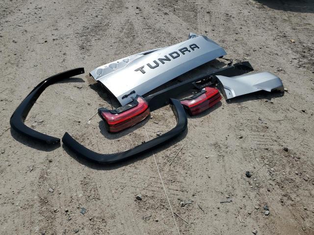 5TFNA5DBXSX272271 - 2025 TOYOTA TUNDRA CREWMAX PLATINUM 银色 照片 12