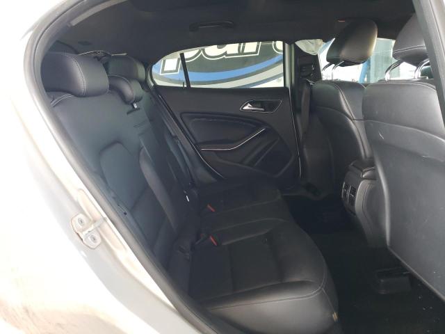 WDCTG4EB7HJ282227 - 2017 MERCEDES-BENZ GLA 250 Күміс фото 10