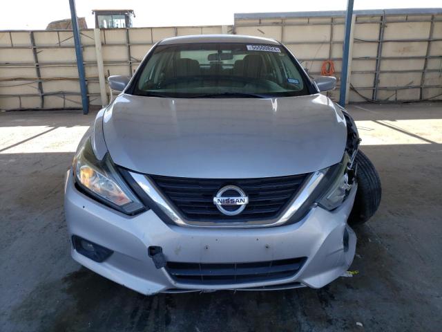 1N4AL3AP3HC155831 - 2017 NISSAN ALTIMA 2.5 SILVER photo 5