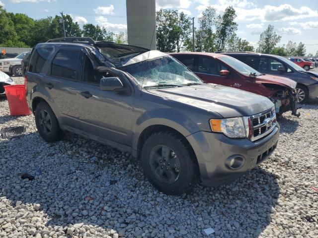 1FMCU9DG0BKB72240 - 2011 FORD ESCAPE XLT GRAY photo 4