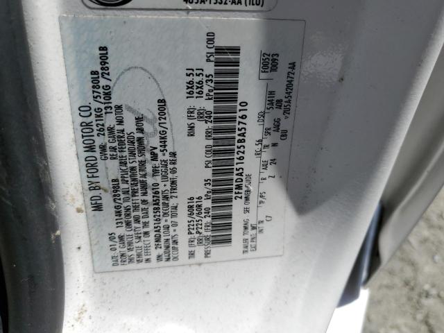 2FMDA51625BA57610 - 2005 FORD FREESTAR SE WHITE photo 13