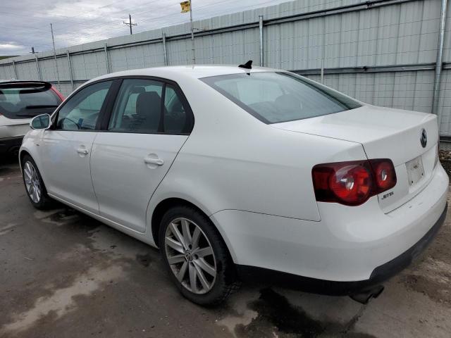 3VWRA7AJ7AM041273 - 2010 VOLKSWAGEN JETTA WOLFSBURG WHITE photo 2