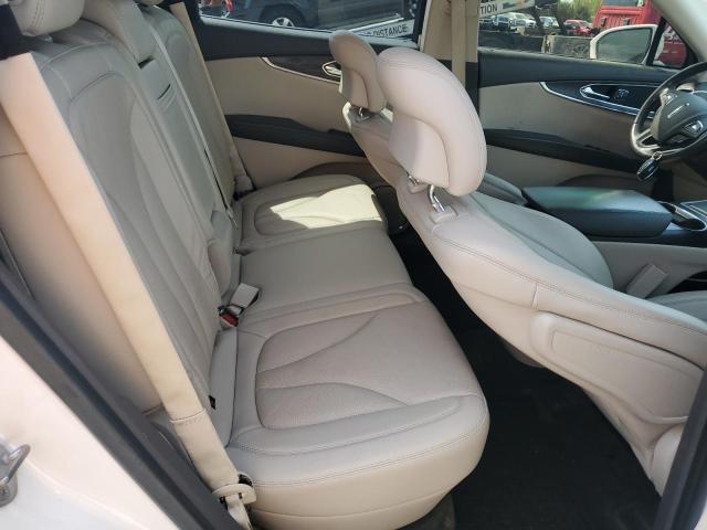 2LMPJ8LR7JBL21652 - 2018 LINCOLN MKX RESERVE أبيض صورة 11