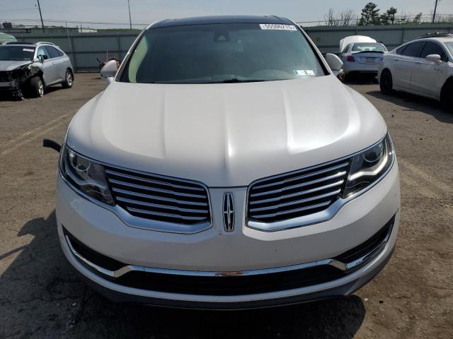 2LMPJ8LR7JBL21652 - 2018 LINCOLN MKX RESERVE أبيض صورة 5