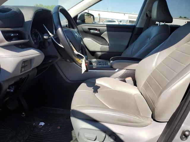 5TDGZRBH3NS581896 - 2022 TOYOTA HIGHLANDER XLE SILVER photo 7