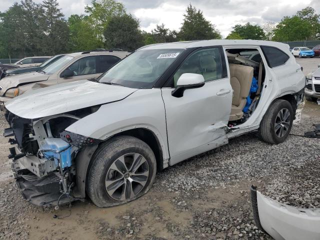 2022 TOYOTA HIGHLANDER XLE, null