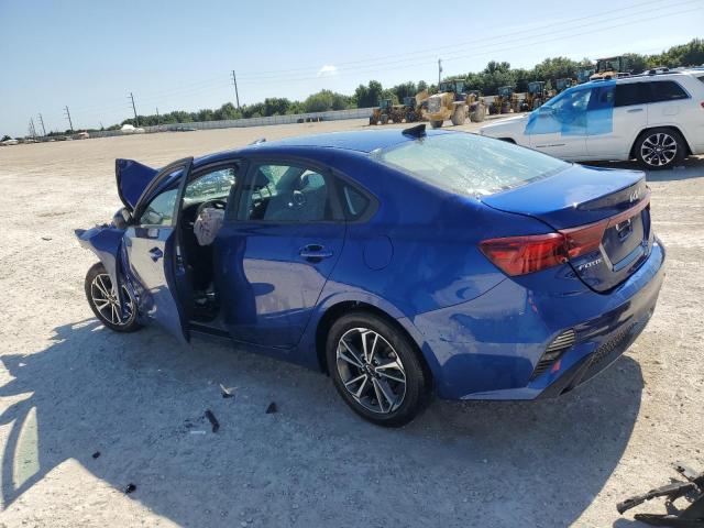 3KPF24AD1NE440482 - 2022 KIA FORTE FE BLUE photo 2