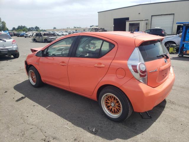 JTDKDTB35E1064476 - 2014 TOYOTA PRIUS C ORANGE photo 2