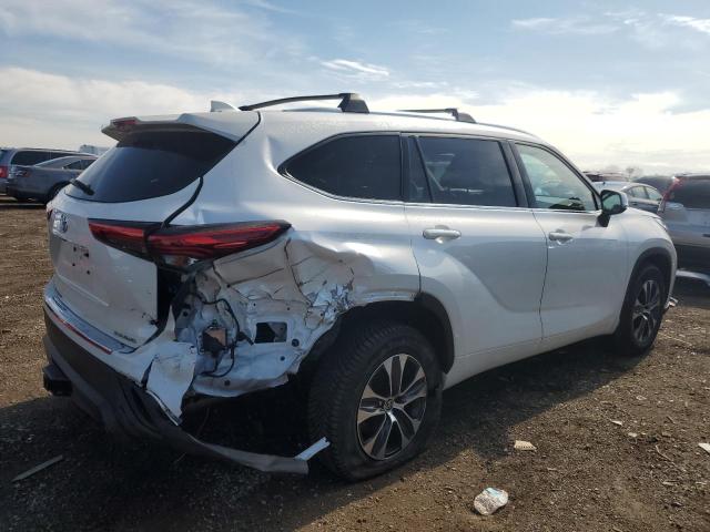 5TDHZRBH8LS022779 - 2020 TOYOTA HIGHLANDER XLE WHITE photo 3