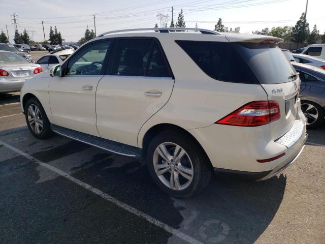 4JGDA5HB5DA251139 - 2013 MERCEDES-BENZ ML 350 4MATIC WHITE photo 2
