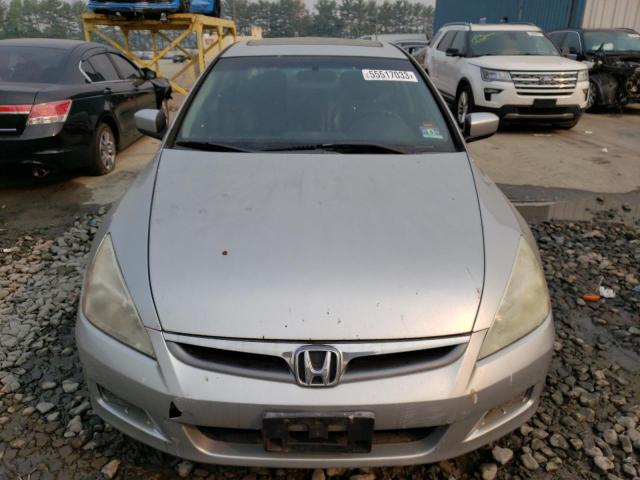 1HGCM56776A186367 - 2006 HONDA ACCORD EX SILVER photo 5