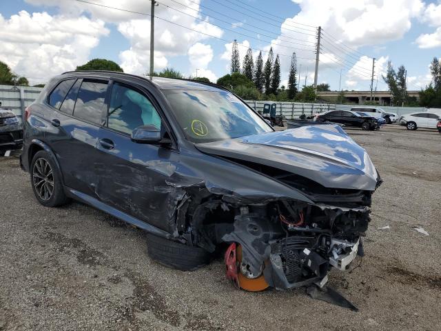 5UXCR4C03M9E95920 - 2021 BMW X5 SDRIVE 40I GRAY photo 4