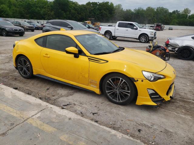 JF1ZNAA19F8706616 - 2015 TOYOTA SCION FR-S YELLOW photo 4