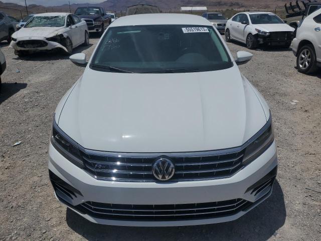 1VWDT7A31HC057518 - 2017 VOLKSWAGEN PASSAT R-LINE Ağ foto 5
