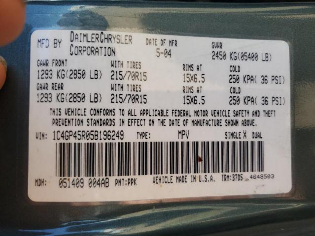 1C4GP45R05B196249 - 2005 CHRYSLER TOWN & COU 蓝色 照片 13