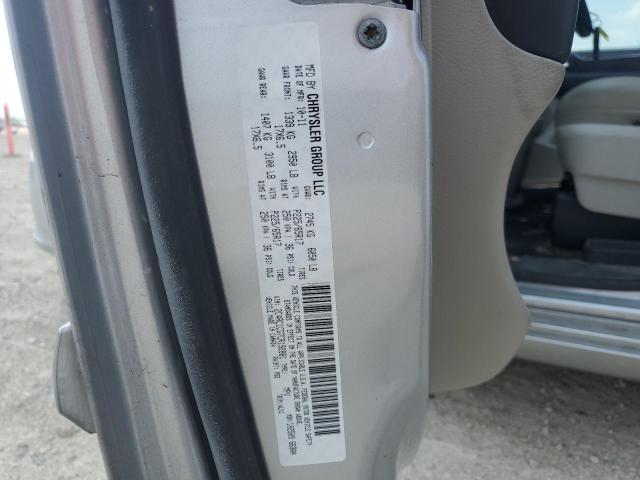 2C4RC1CG7CR192881 - 2012 CHRYSLER TOWN & COU TOURING L SILVER photo 13