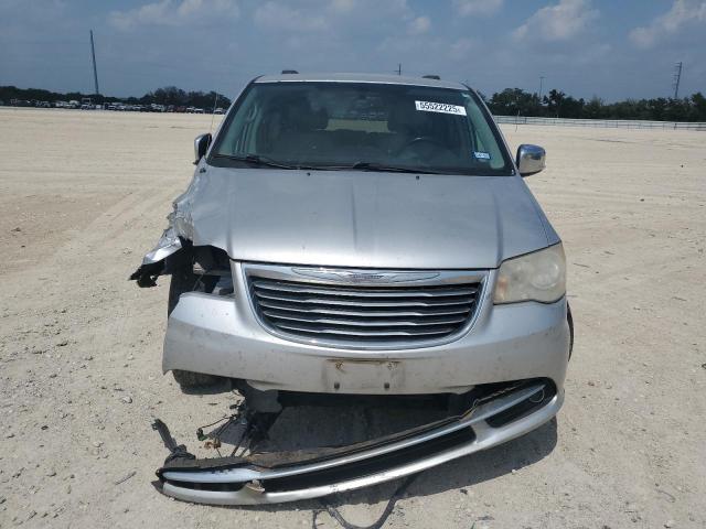 2C4RC1CG7CR192881 - 2012 CHRYSLER TOWN & COU TOURING L SILVER photo 5