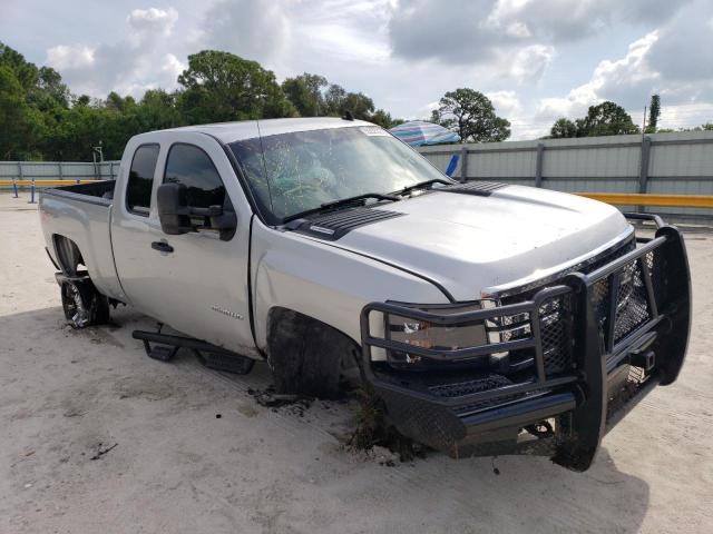 1GC2KXC83BZ387798 - 2011 CHEVROLET SILVERADO K2500 HEAVY DUTY LT SILVER photo 4