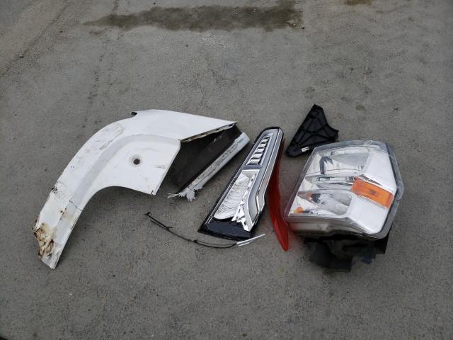 WA1C4AFY5J2202739 - 2018 AUDI SQ5 PRESTIGE WHITE photo 13