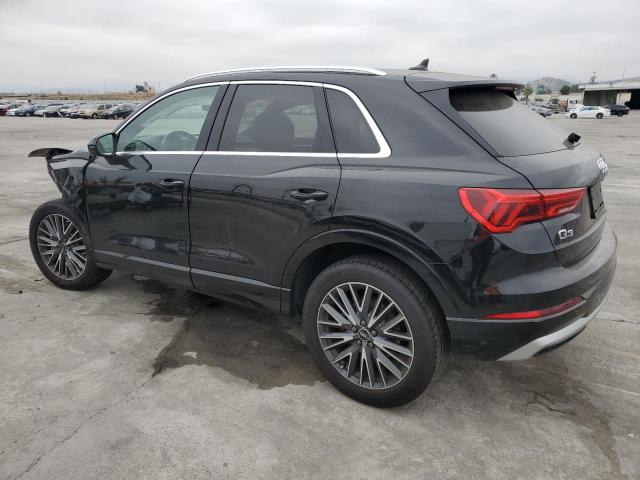 WA1AUCF31M1081595 - 2021 AUDI Q3 PREMIUM 40 BLACK photo 2