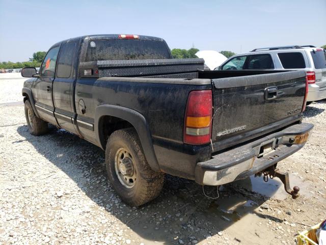 1GCGK29U12Z226539 - 2002 CHEVROLET SILVERADO K2500 BLACK photo 2