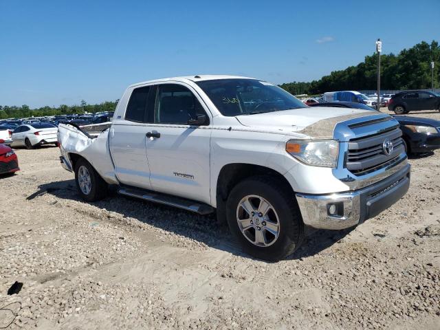 5TFRM5F12FX092284 - 2015 TOYOTA TUNDRA DOUBLE CAB SR/SR5 WHITE photo 4