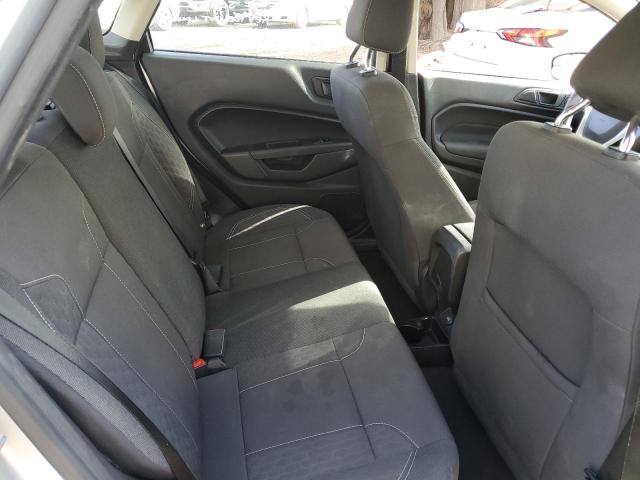 3FADP4BJ5KM149049 - 2019 FORD FIESTA SE 银色 照片 10