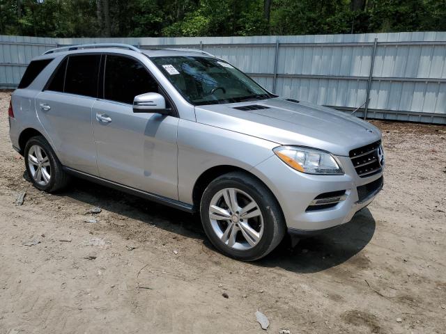 4JGDA5HBXEA292559 - 2014 MERCEDES-BENZ ML 350 4MATIC SILVER photo 4
