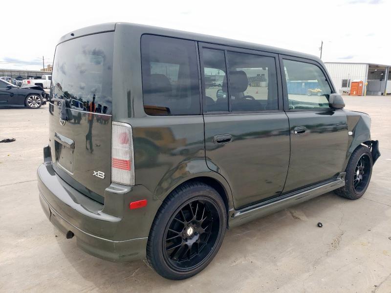 JTLKT324740167810 - 2004 TOYOTA SCION XB GREEN photo 3