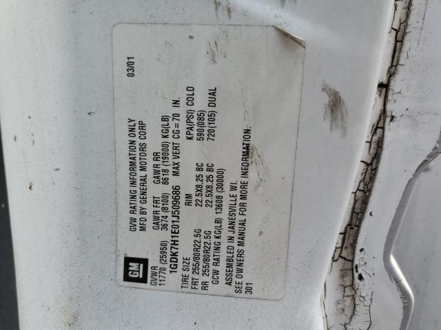 1GDK7H1E01J509686 - 2001 GMC C-SERIES C7H042 WHITE photo 13