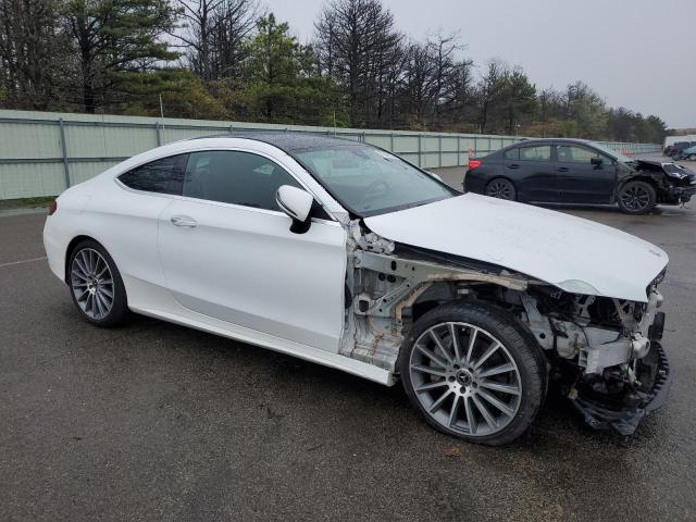 WDDWJ8DB6KF839187 - 2019 MERCEDES-BENZ C 300 白色 照片 4