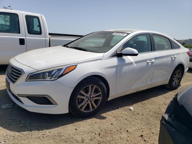 5NPE24AF5HH542588 - 2017 HYUNDAI SONATA SE WHITE photo 1