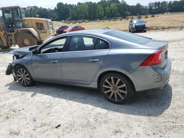 LYV402FM9GB113448 - 2016 VOLVO S60 PLATINUM GRAY photo 2