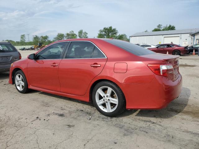4T1BF1FK5CU607946 - 2012 TOYOTA CAMRY BASE RED photo 2