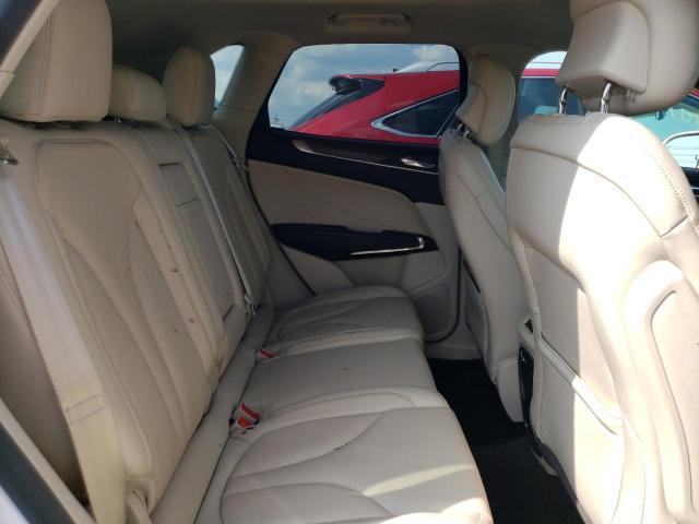 5LMCJ3D95KUL47106 - 2019 LINCOLN MKC RESERVE Beyaz fotoğraf 10