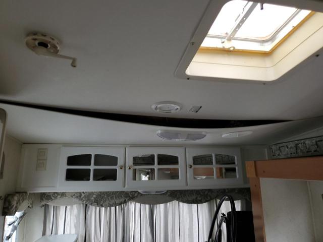 4YDF5272735904575 - 2003 KEYSTONE OUTBACK WHITE photo 9