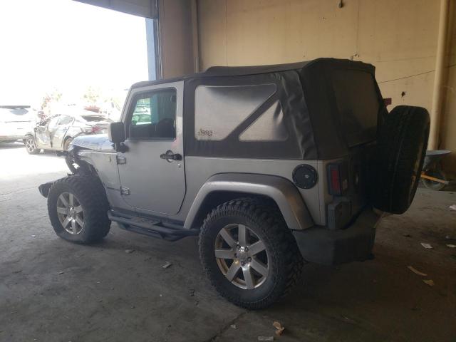 1C4AJWBG9EL125616 - 2014 JEEP WRANGLER SAHARA GRAY photo 2