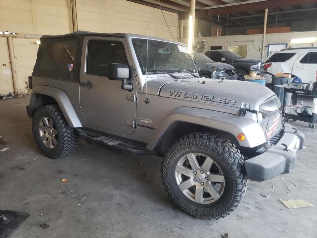 1C4AJWBG9EL125616 - 2014 JEEP WRANGLER SAHARA GRAY photo 4