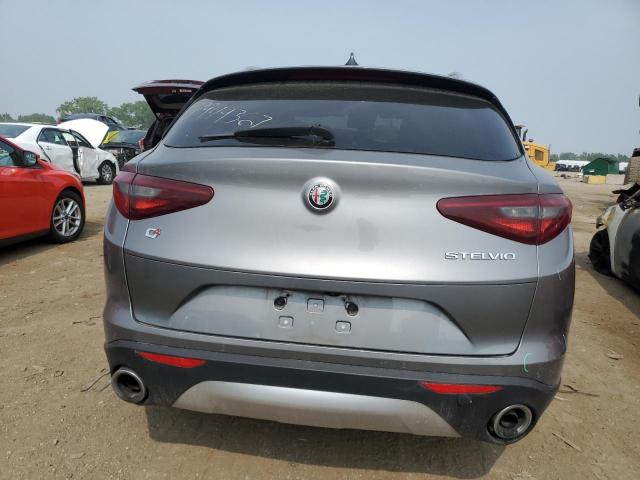 ZASFAKBN4J7B94706 - 2018 ALFA ROMEO STELVIO TI GRAY photo 6