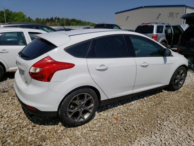 1FADP3K21EL411223 - 2014 FORD FOCUS SE WHITE photo 3