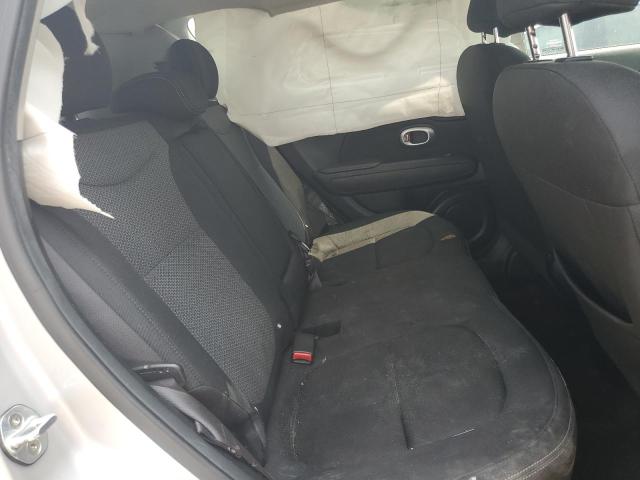 KNDJP3A51H7502496 - 2017 KIA SOUL + SILVER photo 10