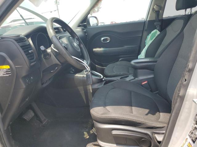 KNDJP3A51H7502496 - 2017 KIA SOUL + SILVER photo 7