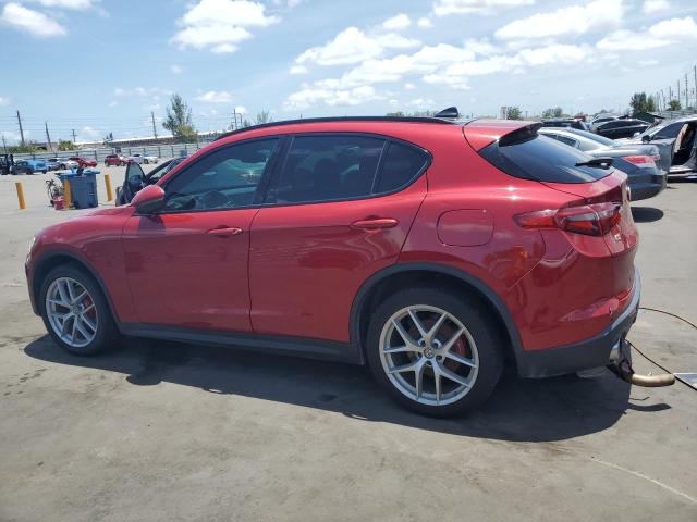 ZASFAKNN3J7B79075 - 2018 ALFA ROMEO STELVIO TI SPORT RED photo 2