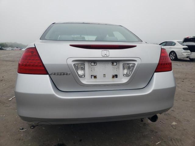 1HGCM56397A011181 - 2007 HONDA ACCORD SE SILVER photo 6