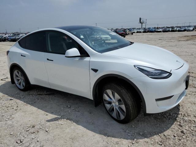 7SAYGDEE6PA095380 - 2023 TESLA MODEL Y WHITE photo 4