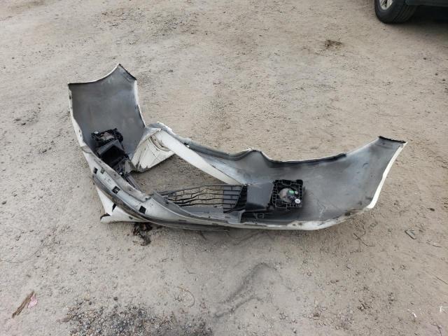 JH4CU2F66AC023452 - 2010 ACURA TLX WHITE photo 12