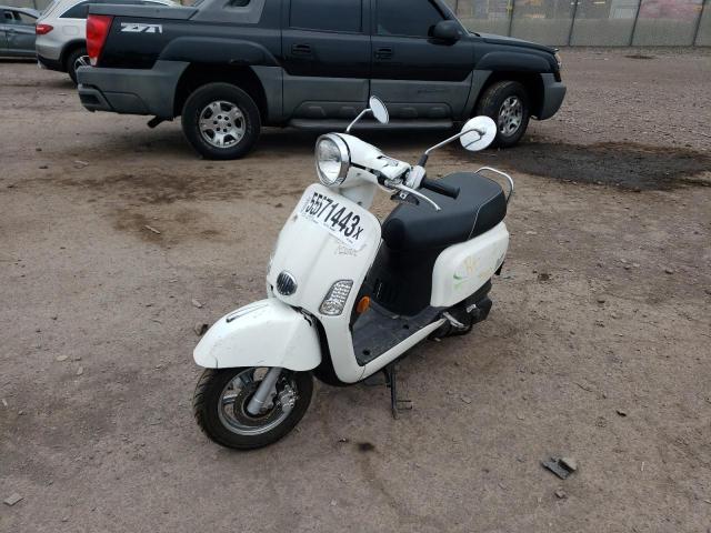 RFVJFJ100M1002408 - 2021 GENUINE SCOOTER CO. BUDDY KICK WHITE photo 2