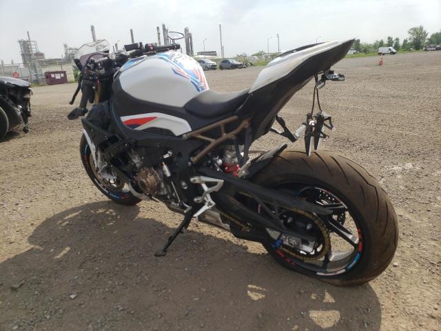 WB10E5303N6F16531 - 2022 BMW S 1000 R TWO TONE photo 3