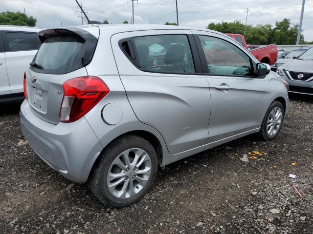 KL8CD6SA5MC220385 - 2021 CHEVROLET SPARK 1LT ვერცხლისფერი ფოტო 3